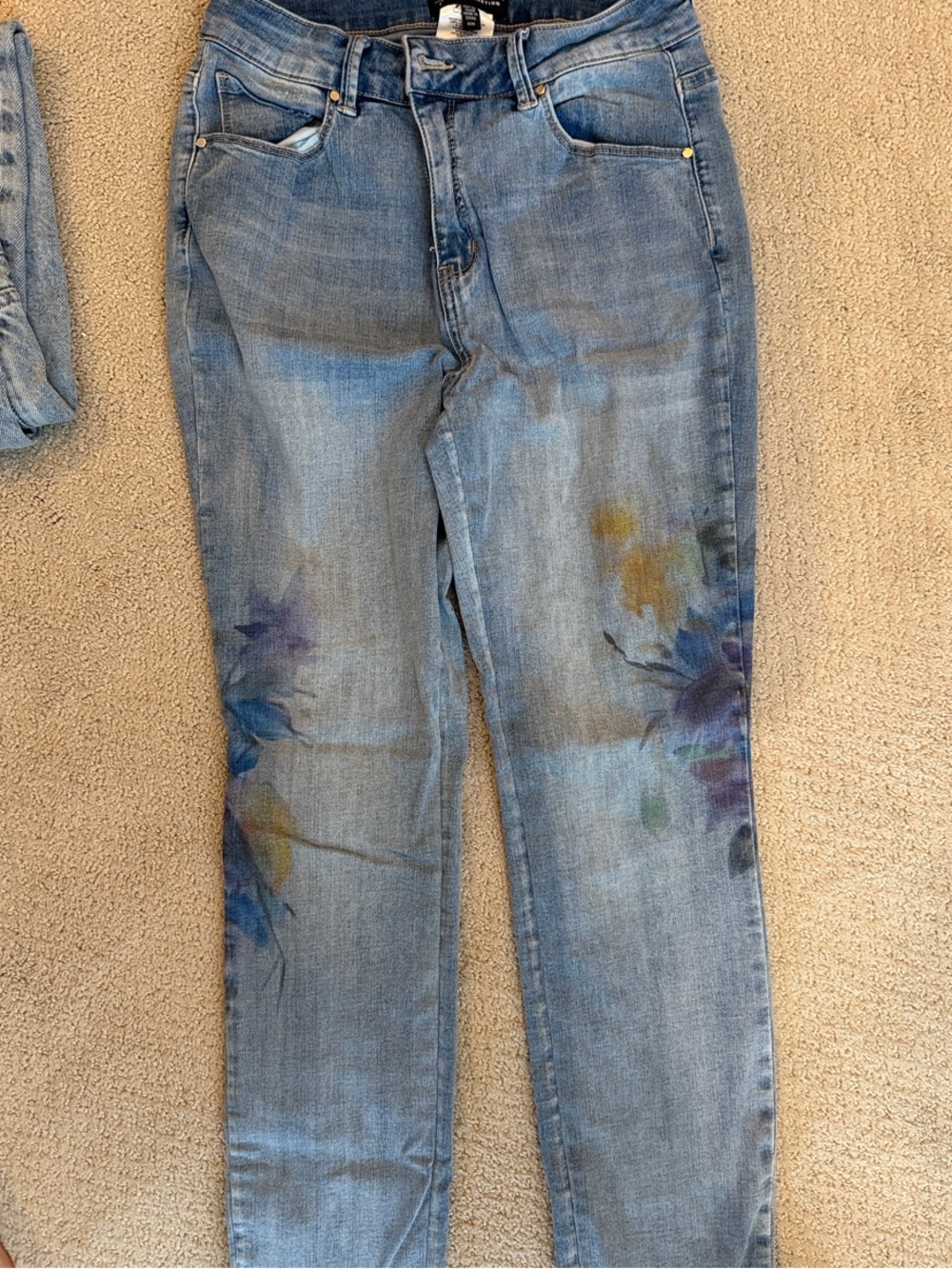 Frank Lyman Design Light Blue Skinny Jeans with Floral Print